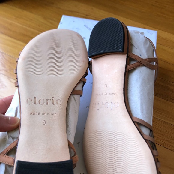 [Elorie] Two-Piece Laser Cut Sandal - Picture 3 of 3